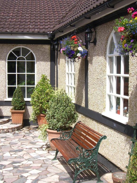 Kings Paget Hotel West Drayton  Exterior photo