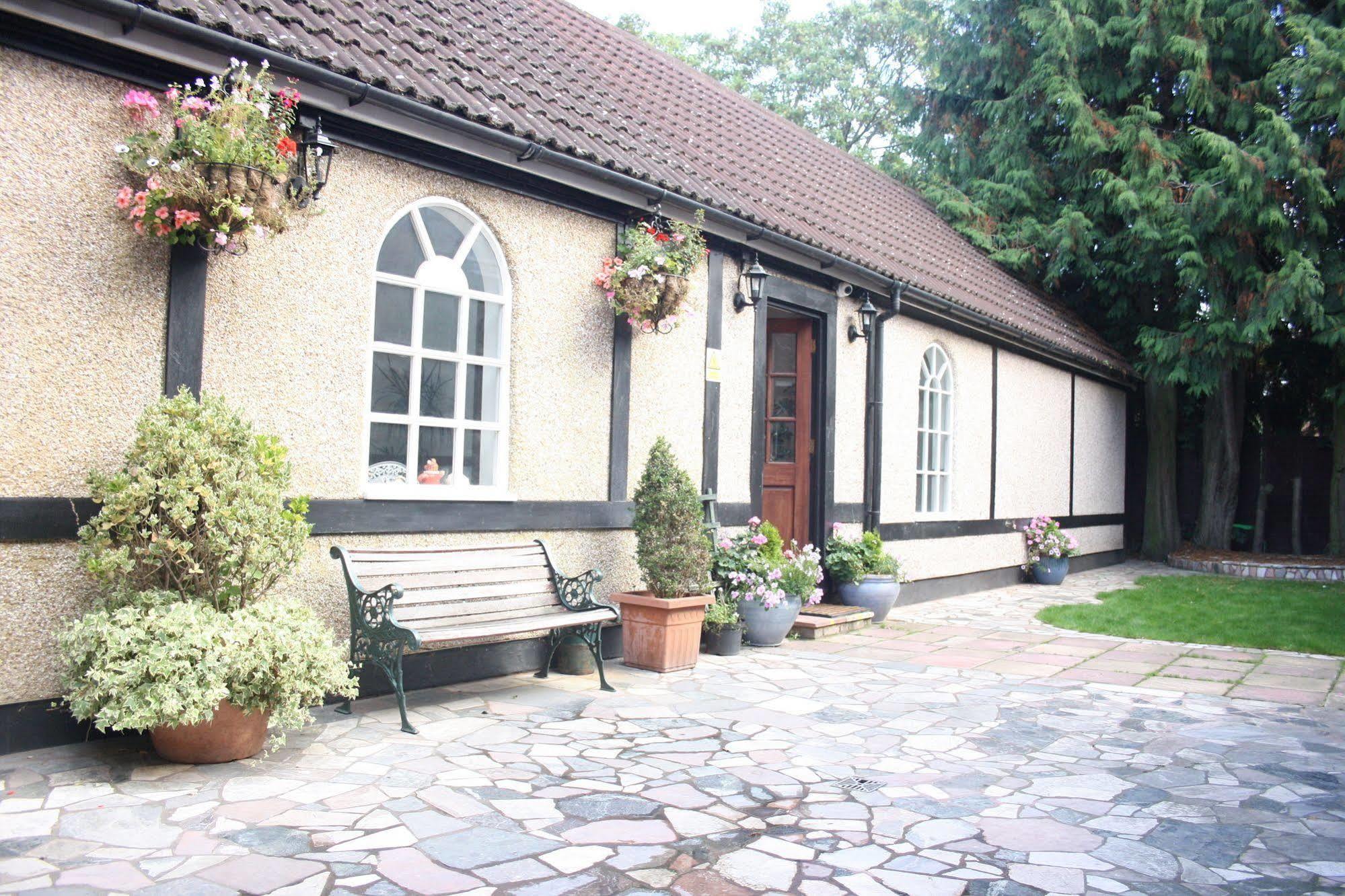 Kings Paget Hotel West Drayton  Exterior photo